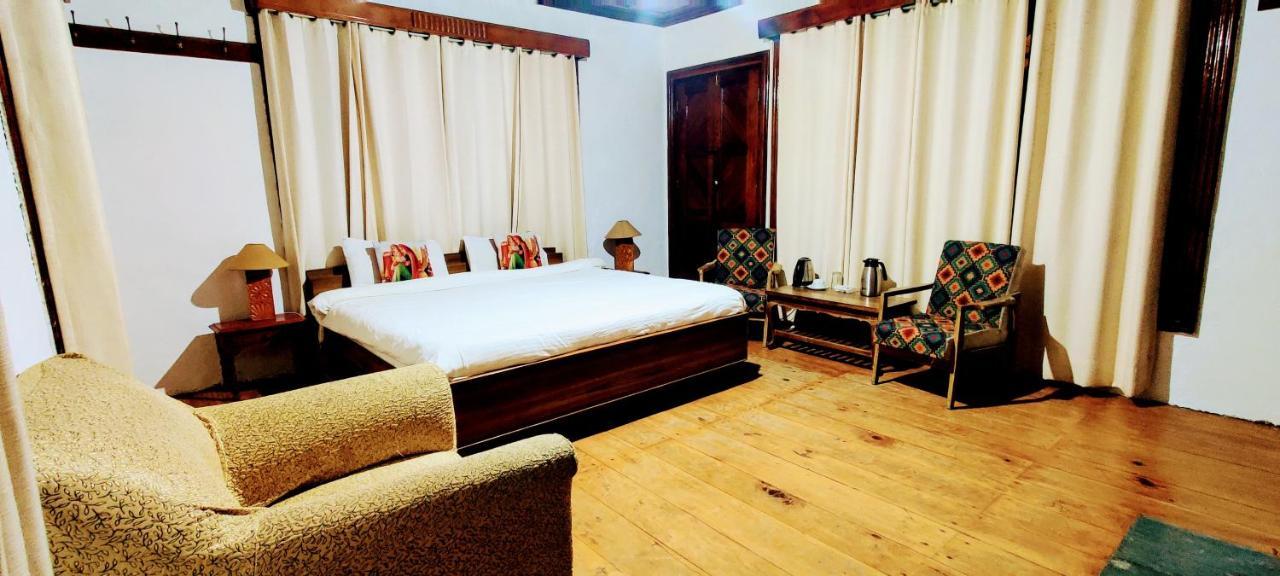 Bed and Breakfast The Sunshine Heritage Manāli Exterior foto
